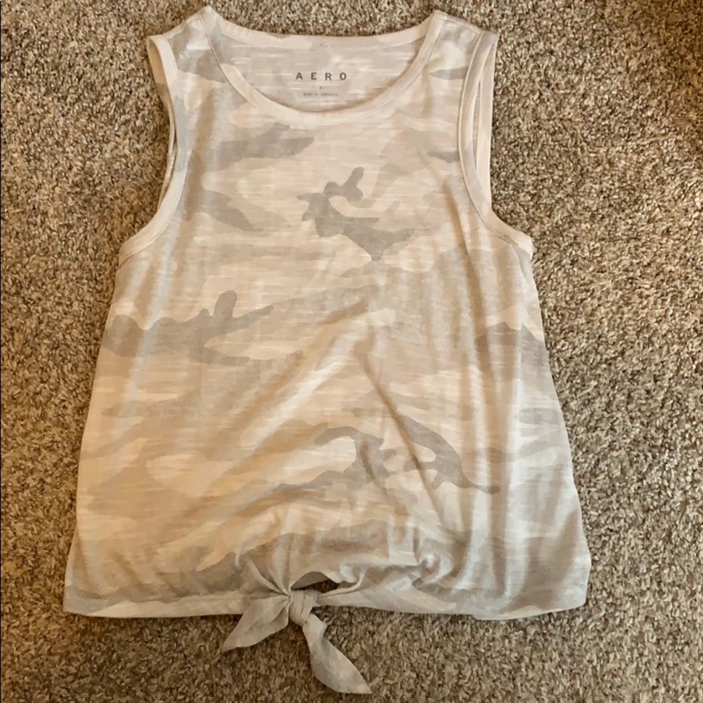 gray and white camo tank